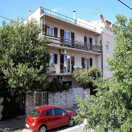 Laka Apartment